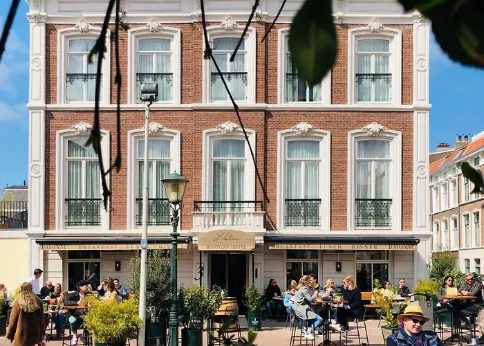 La Paulowna Boutique L'Aia