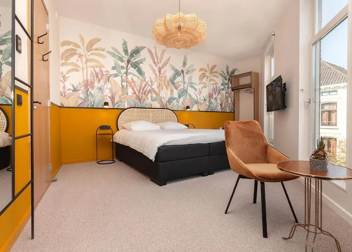 Hotel La Paulowna Boutique L'Aia